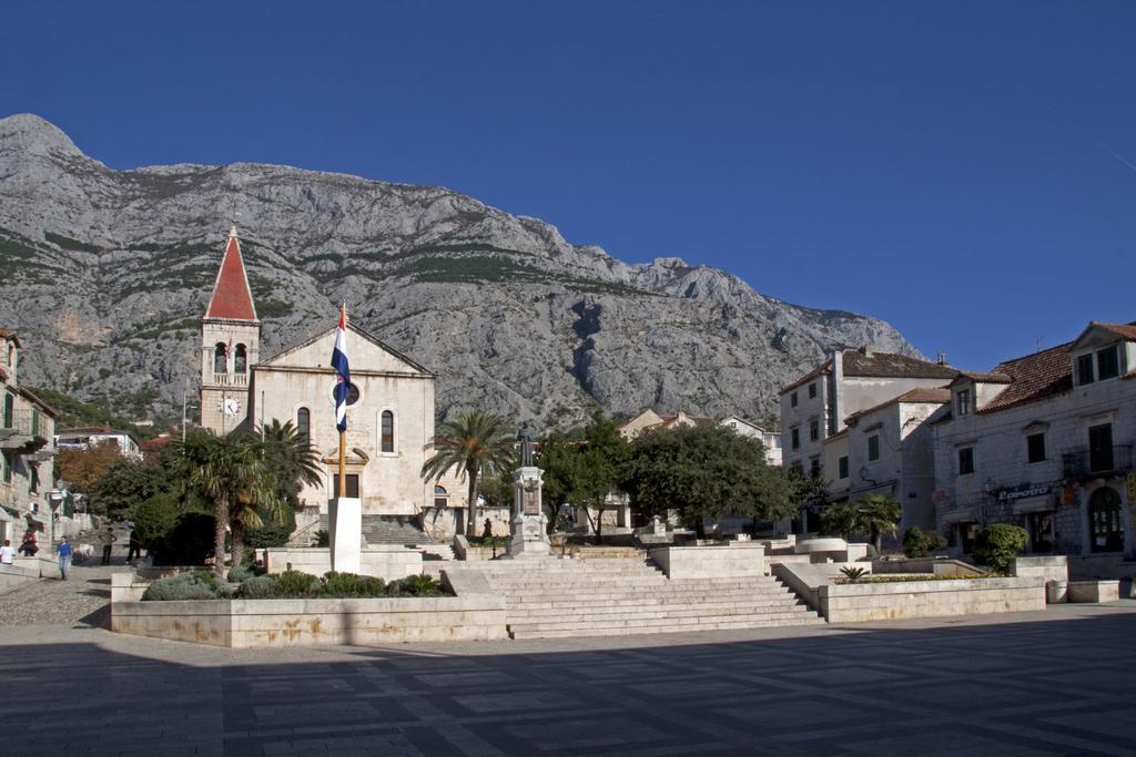 Apartments Mira Makarska Phòng bức ảnh