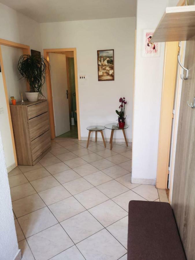 Apartments Mira Makarska Ngoại thất bức ảnh